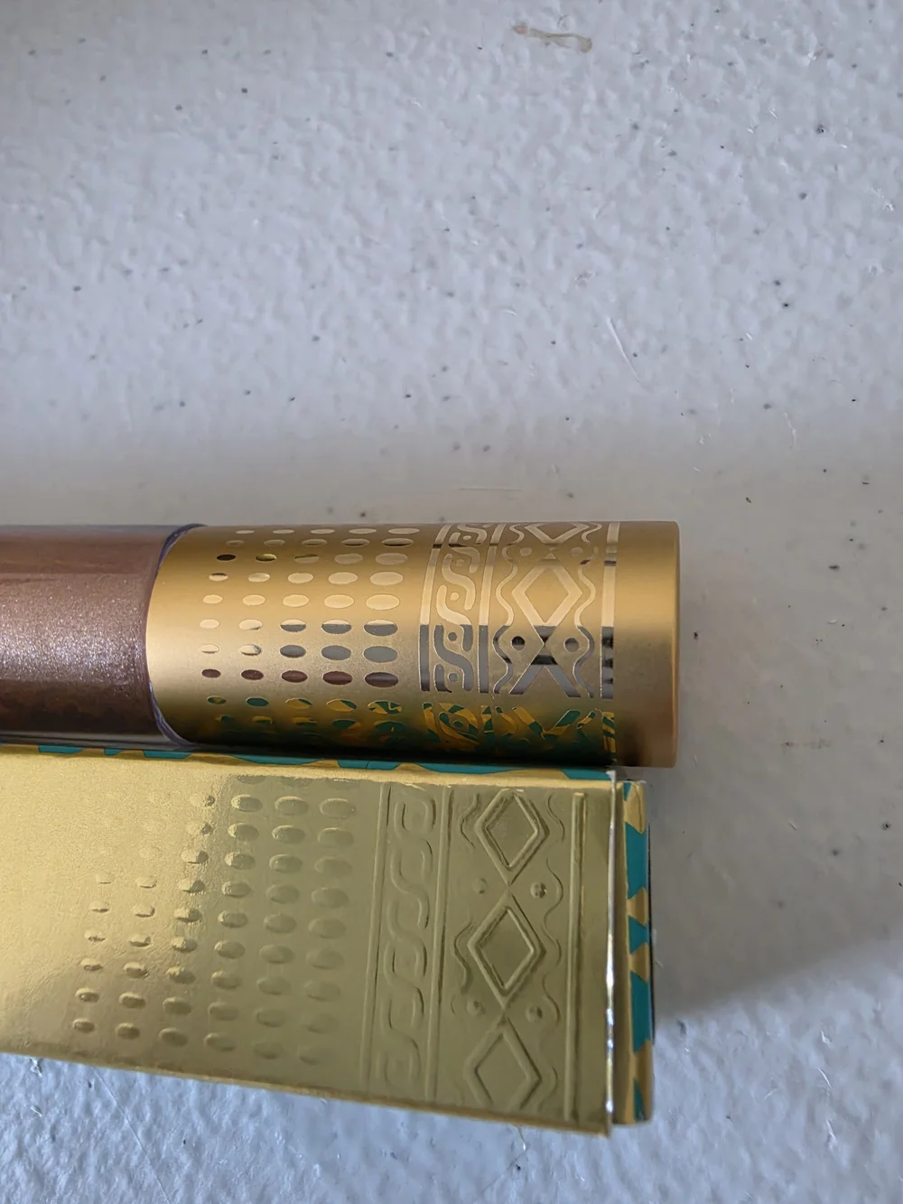 LIMITED EDITION MAC × Padma Lakshmi Cremesheen Glass- 